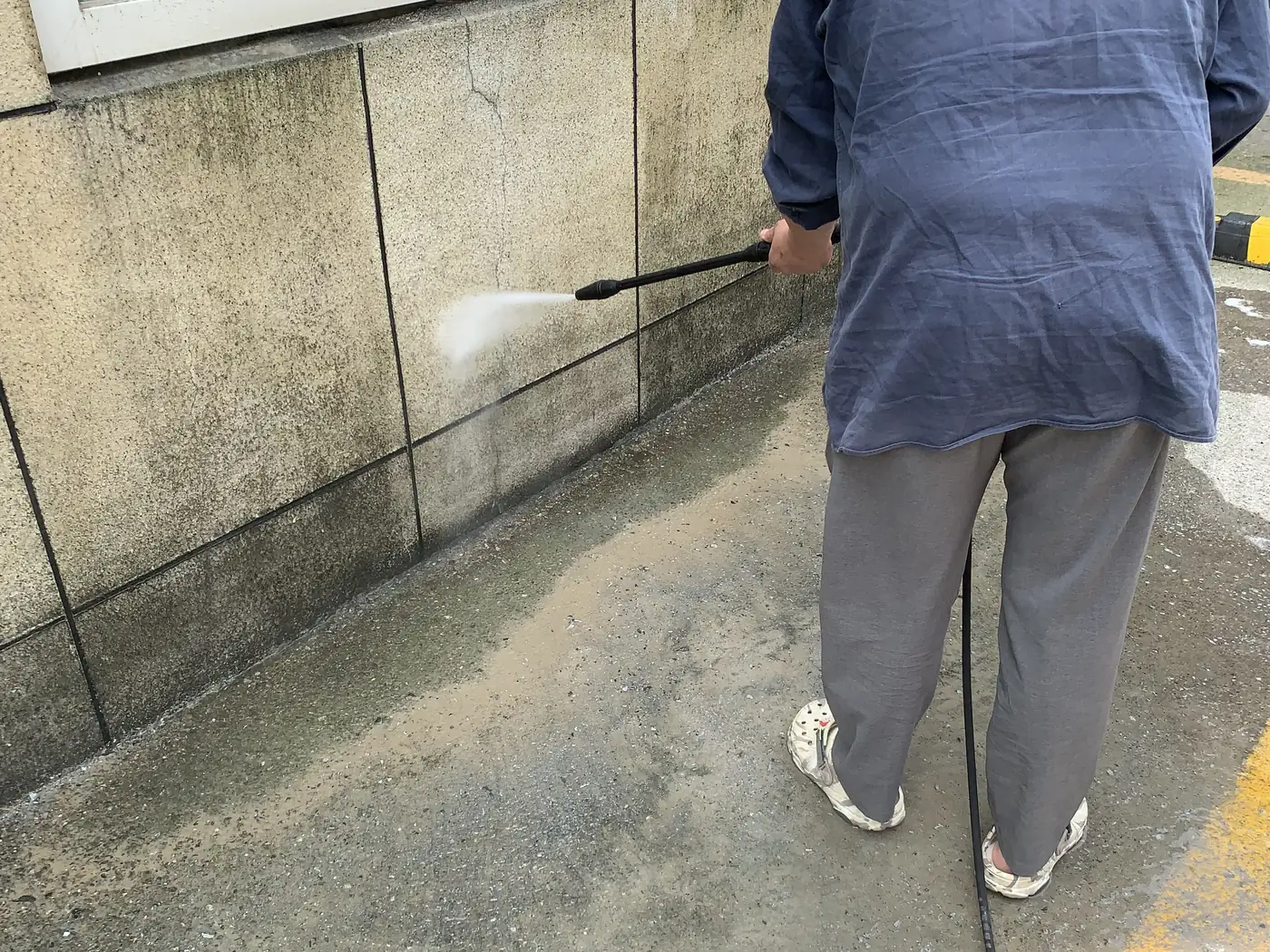 부산 외벽청소 작업 사진